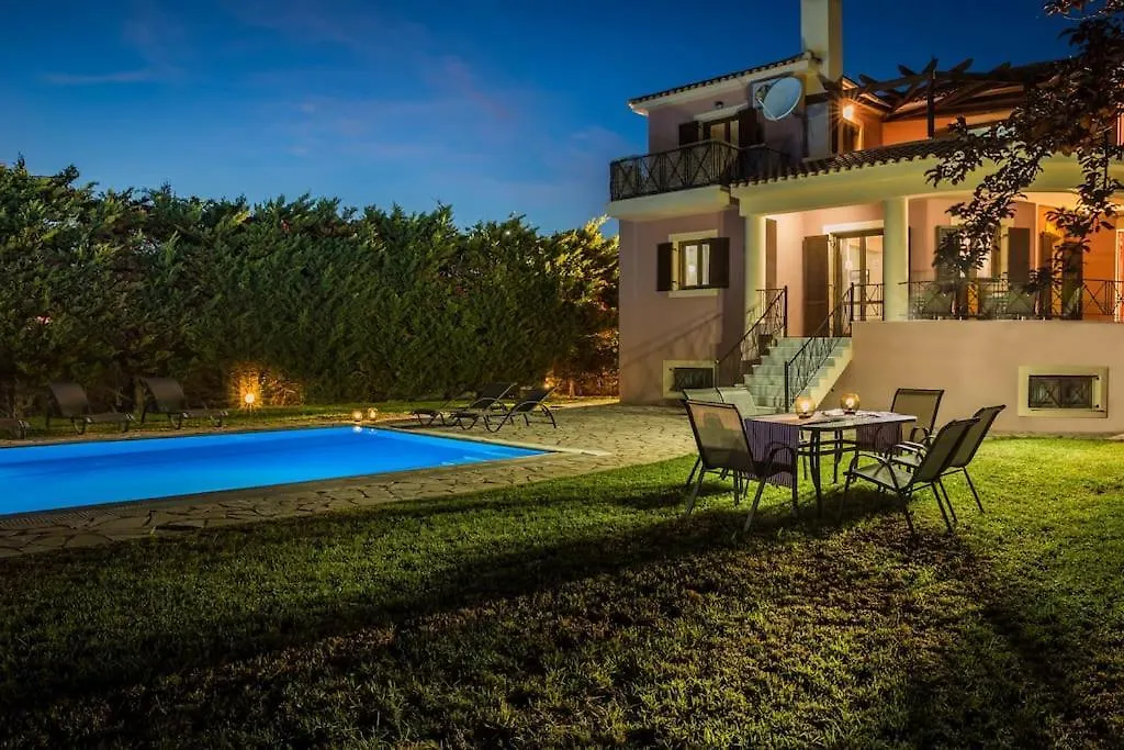 Sun Villas Свороната Греция